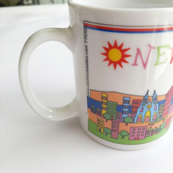 NEW YORK CITY SOUVENIR MUG - Picture 7 of 10